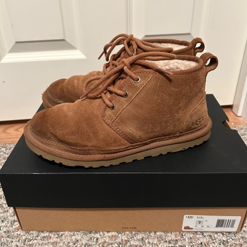 UGG Neumel lace up men’s boot